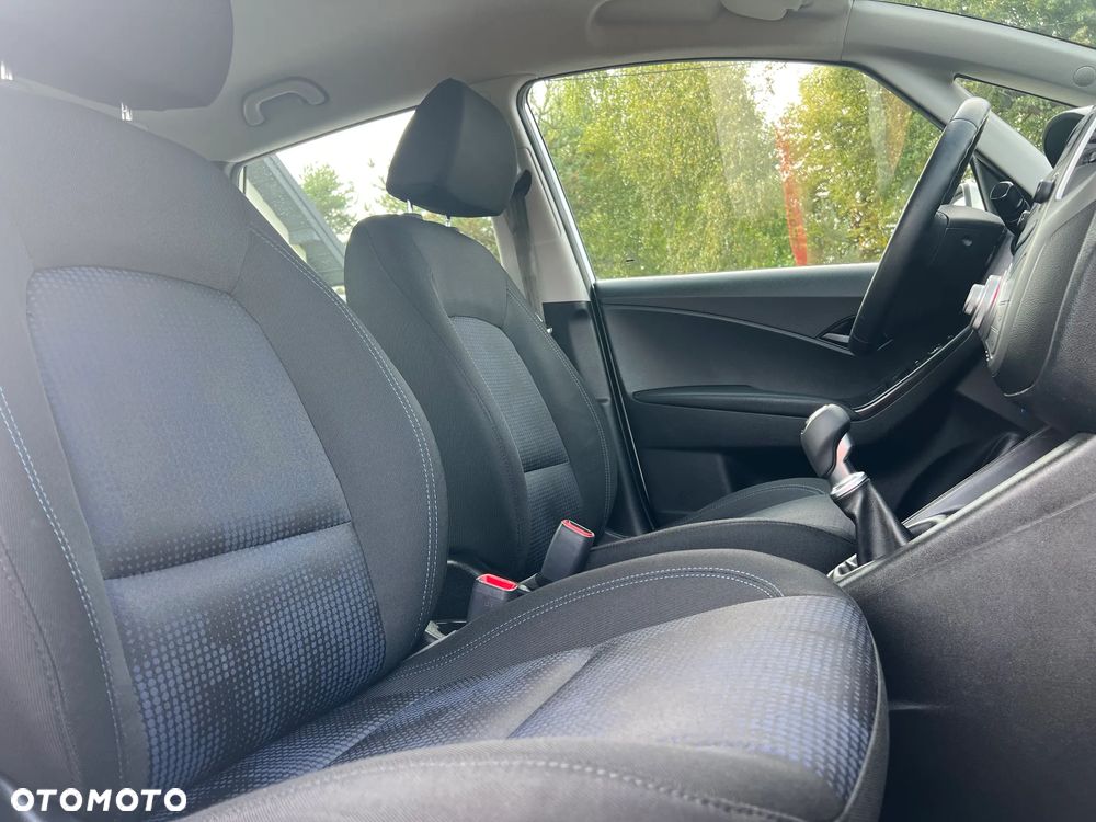 Hyundai ix20 1.4 UEFA EURO 2012 Edition - 36