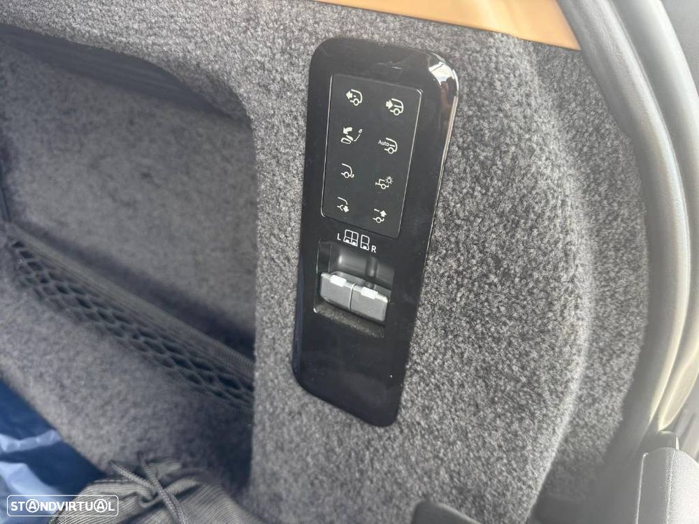 Land Rover Range Rover 3.0 D350 LWB Autobiography - 16