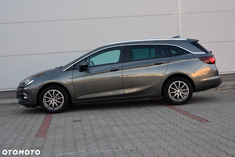 Opel Astra 2018 photo 5