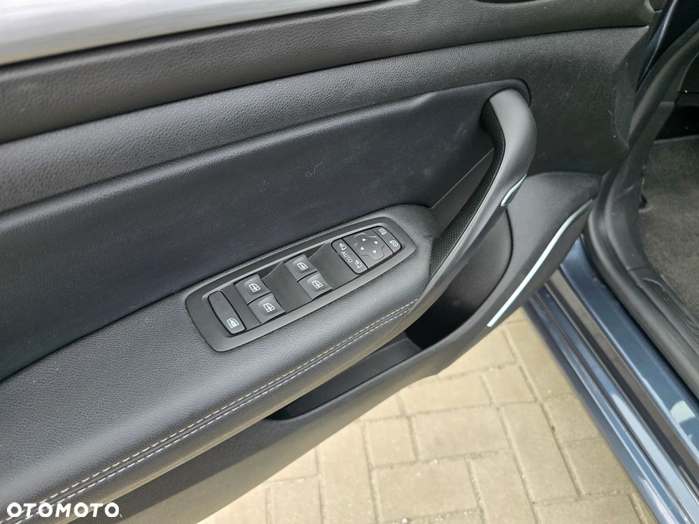 Renault Megane - 24