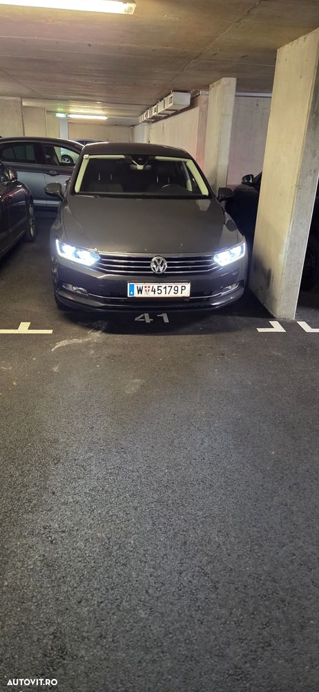 Volkswagen Passat - 24