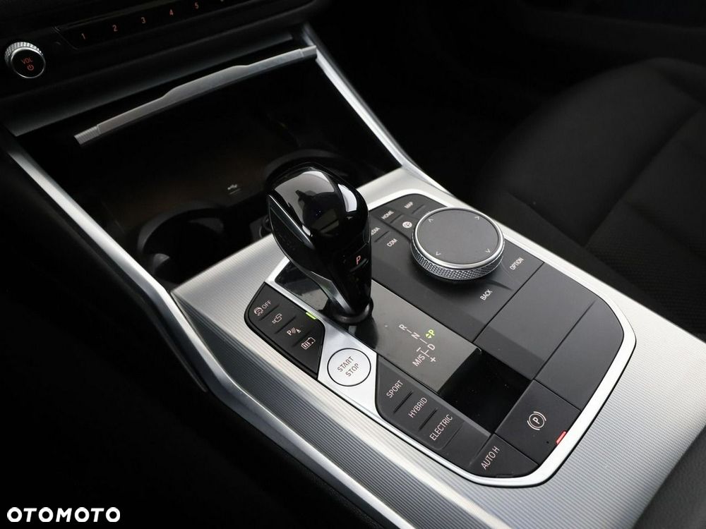 BMW Seria 3 - 29