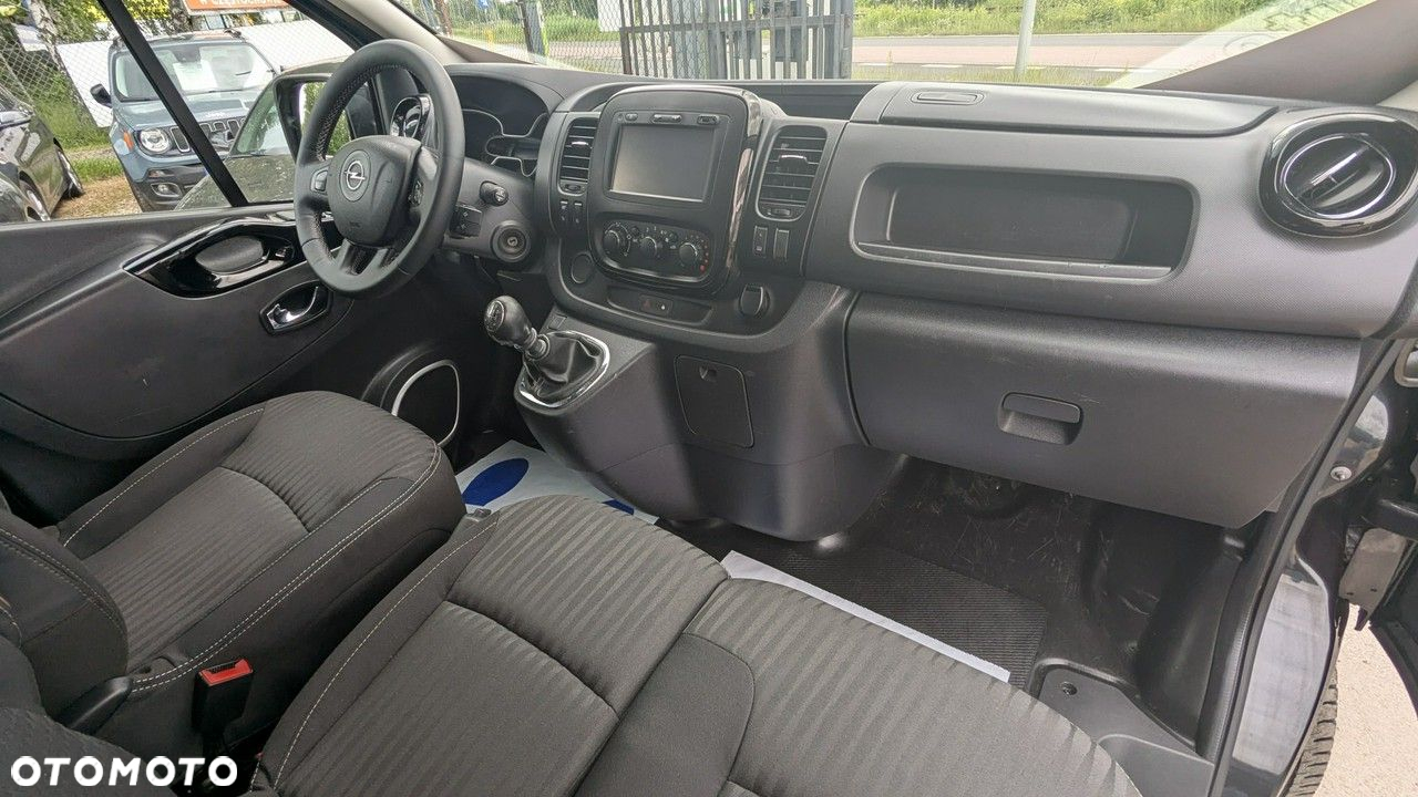 Opel Vivaro - 16