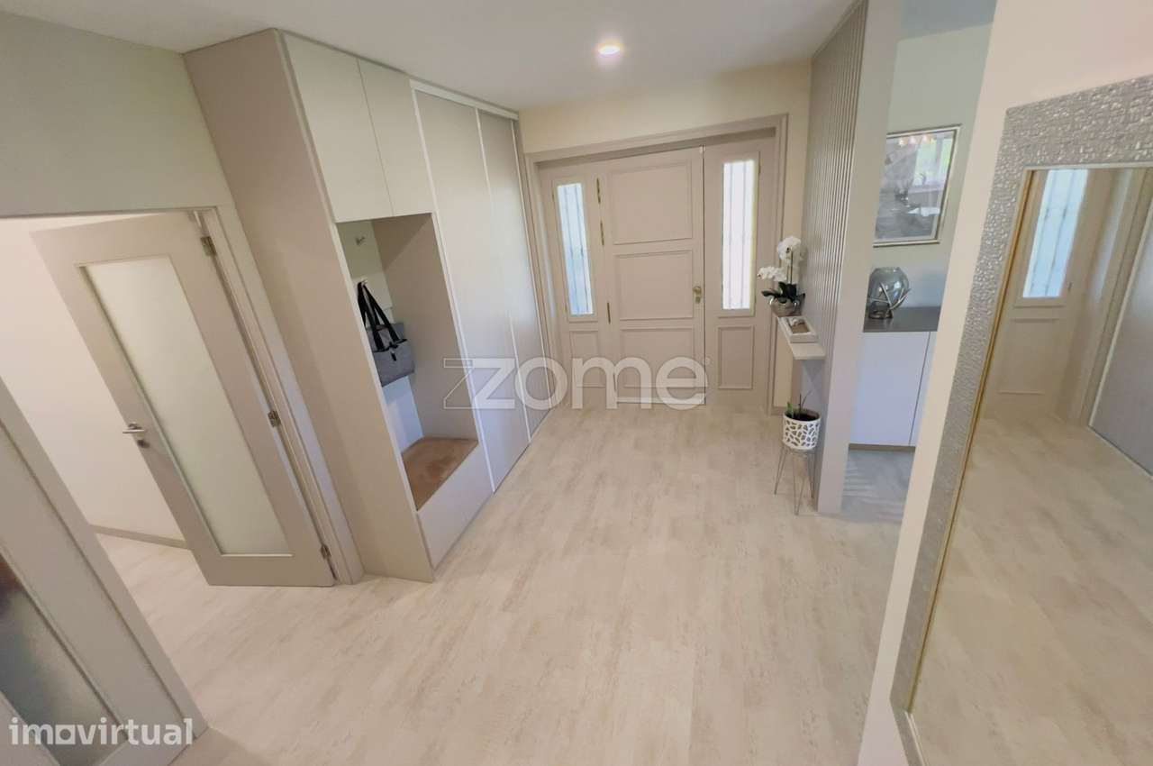 Moradia T4 com Espaço e Conforto com jardim e Garagem - Grande imagem: 5/26