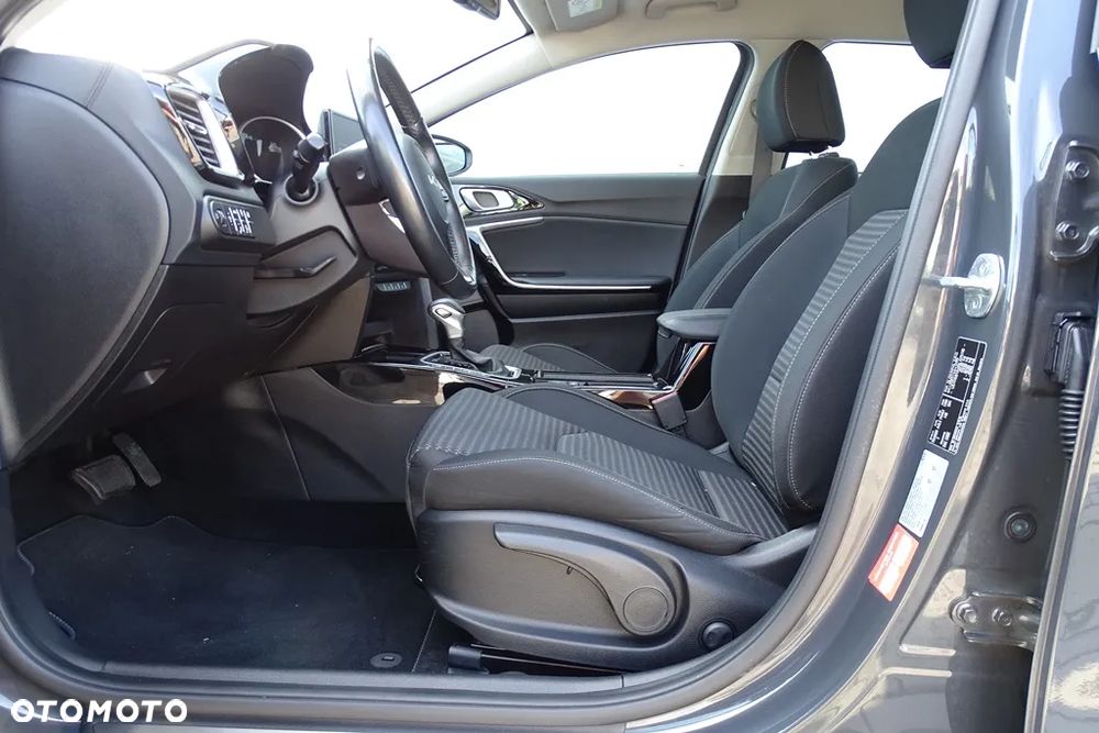 Kia Ceed SW 1.6 GDI DCT OPF Plug-in-Hybrid Inspiration - 18