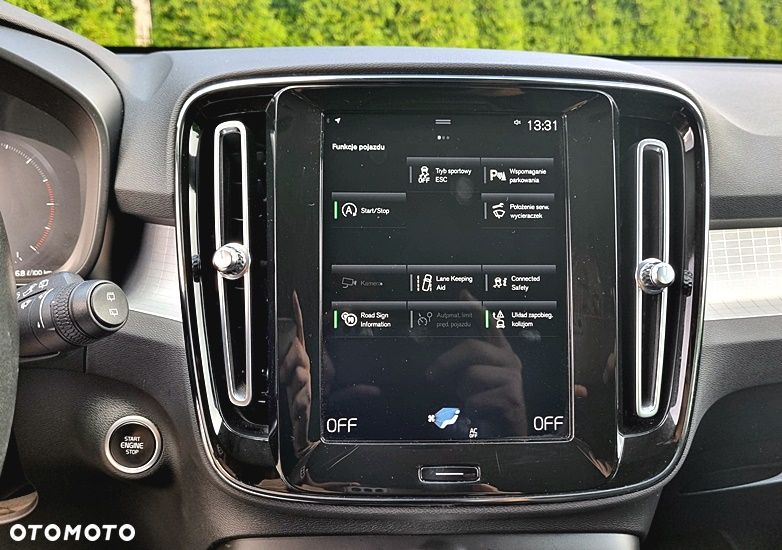 Volvo XC 40 D3 Momentum Pro - 35