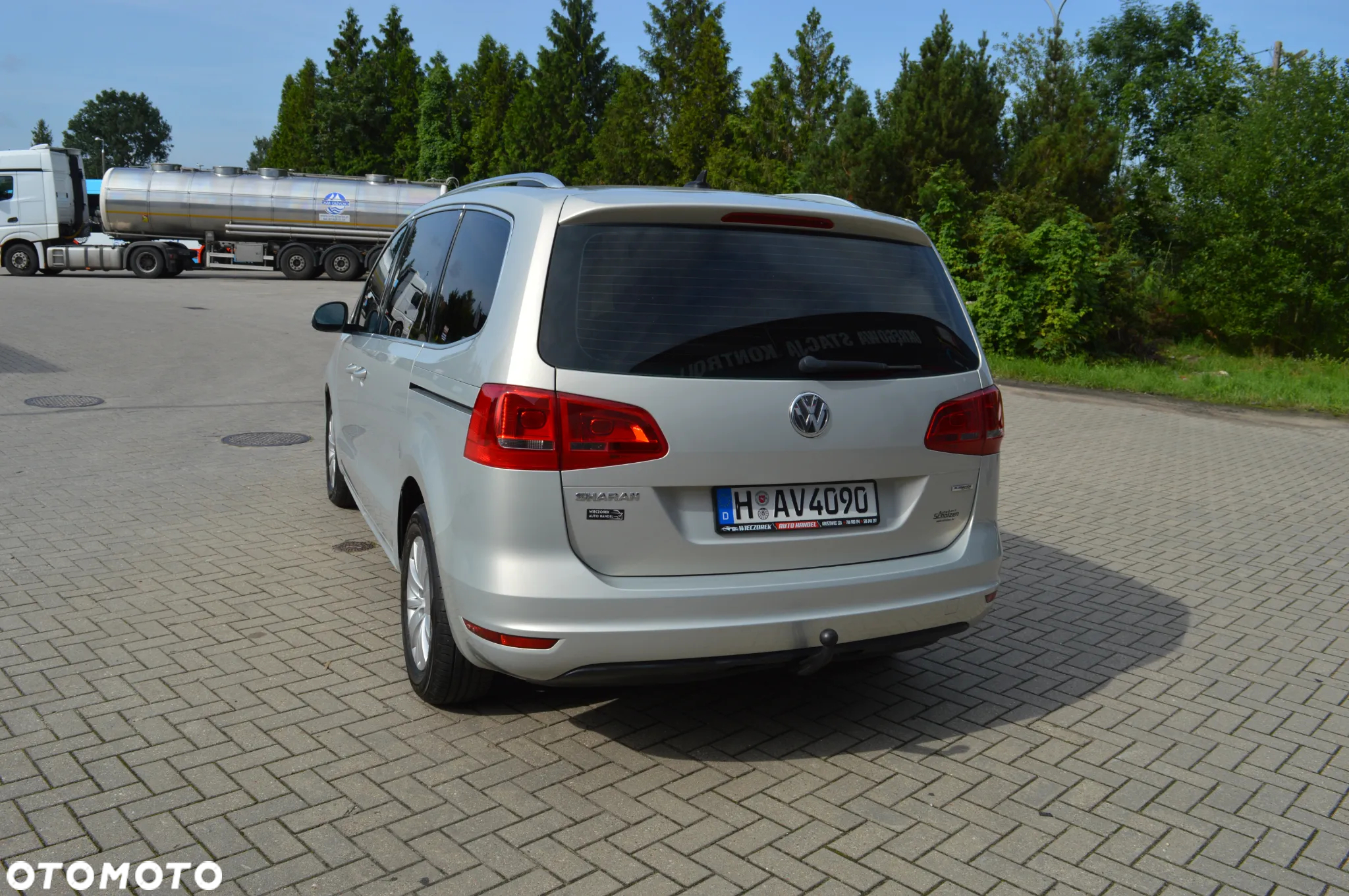 Volkswagen Sharan 2.0 TDI DSG BlueMotion Technology Comfortline - 6