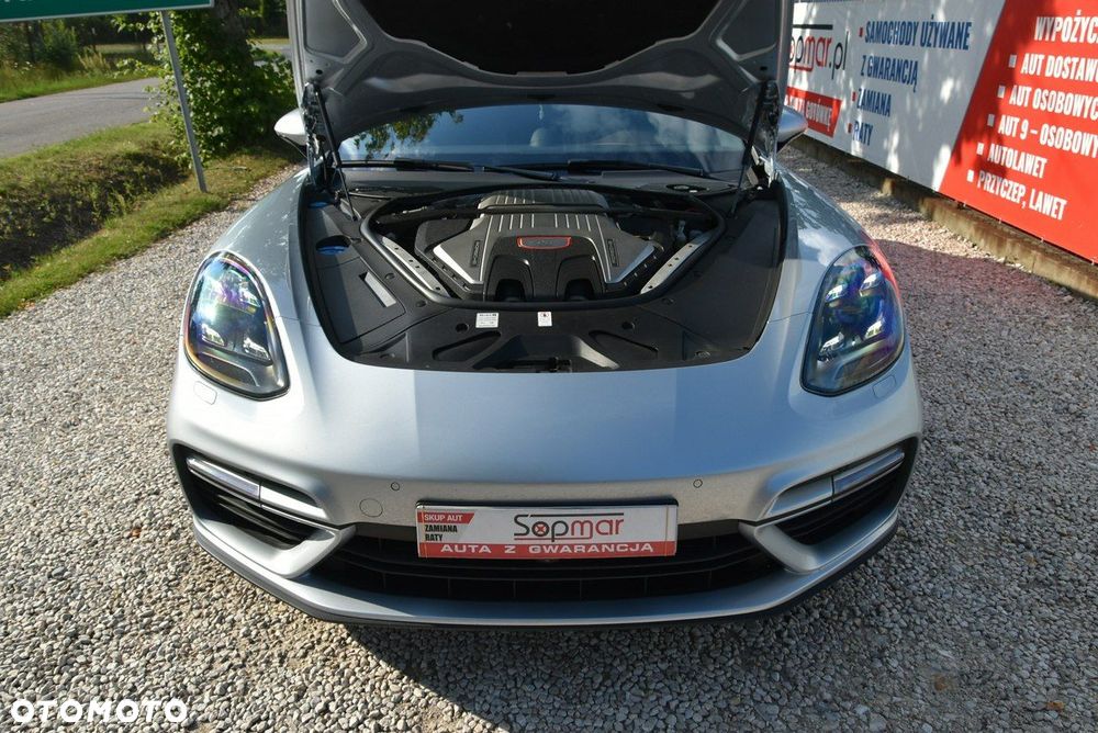 Porsche Panamera Turbo Sport Turismo - 27