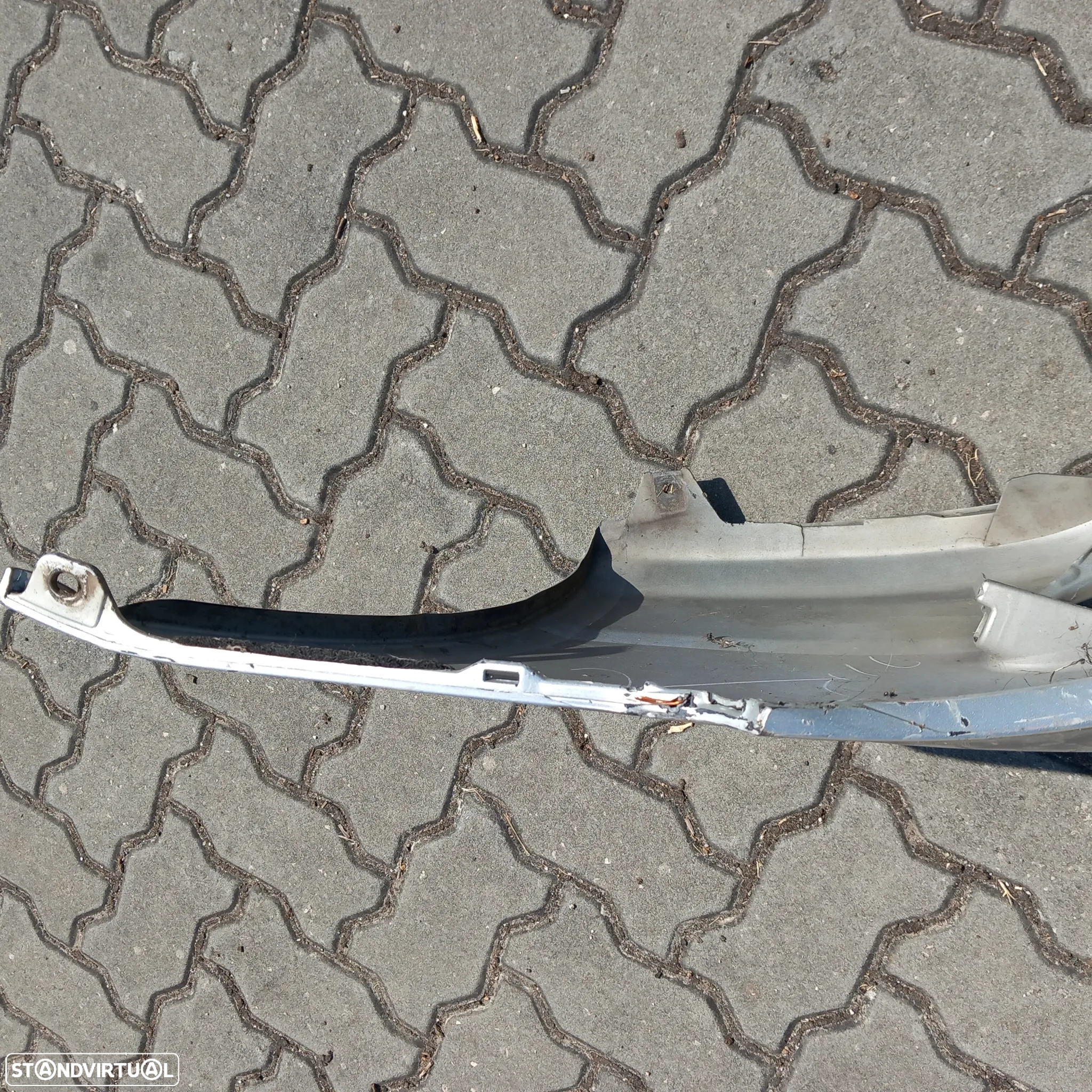 Para choques frente toyota corrola e12  52119 02560 - 3