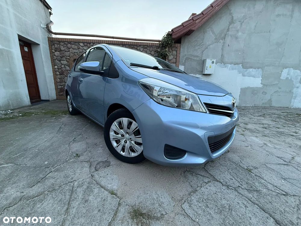 Toyota Yaris - 2