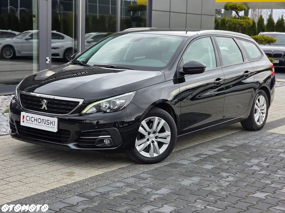 Peugeot 308 - 1