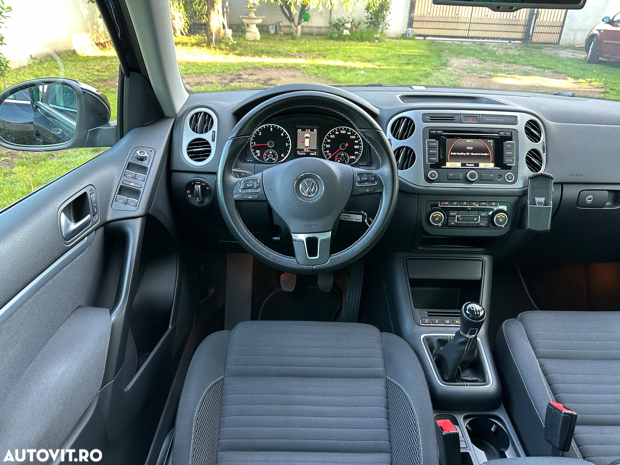 Volkswagen Tiguan 2.0 TDI DPF BlueMotion Technology Cup Sport & Style - 25