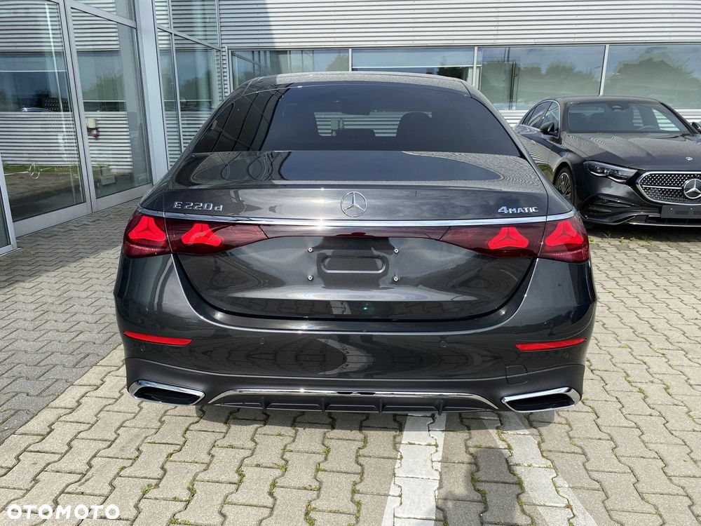 Mercedes-Benz Klasa E - 3