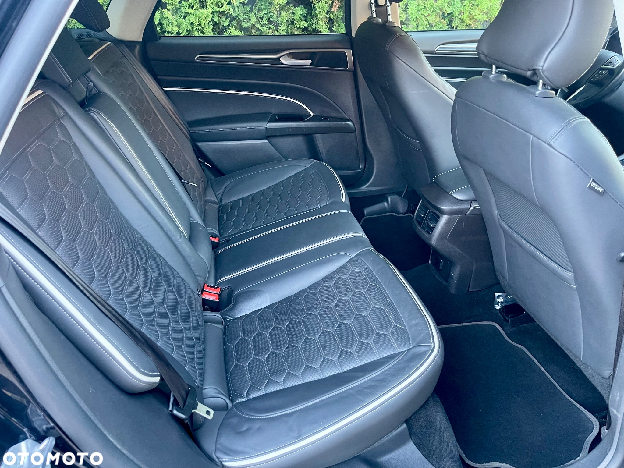 Ford Mondeo 2.0 Hybrid Vignale Plus - 15