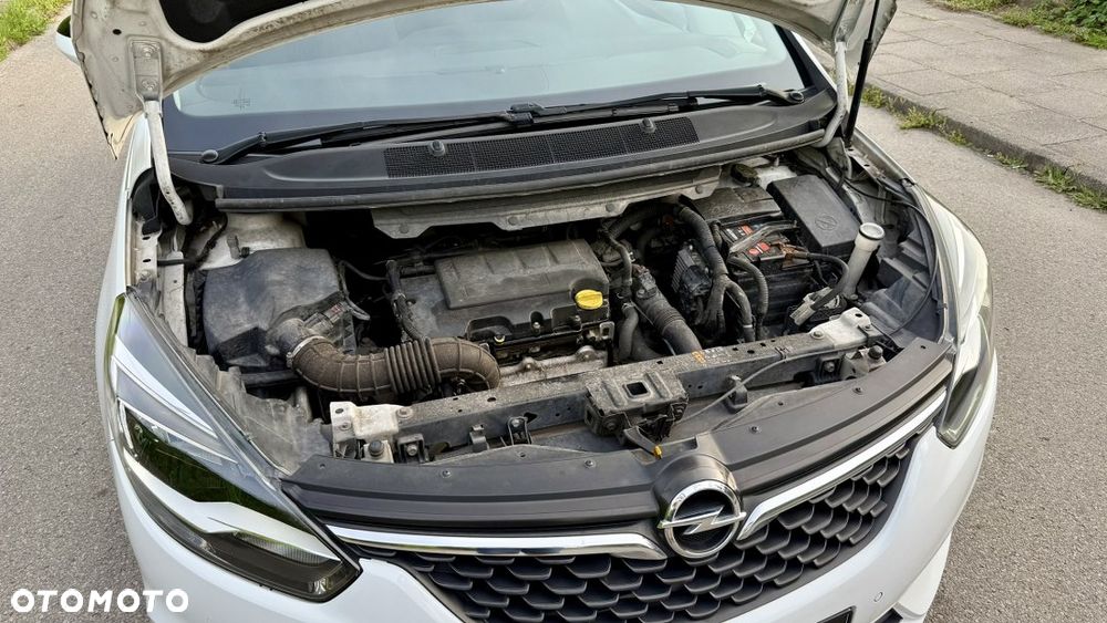Opel Zafira Tourer 1.4 Turbo Innovation - 37