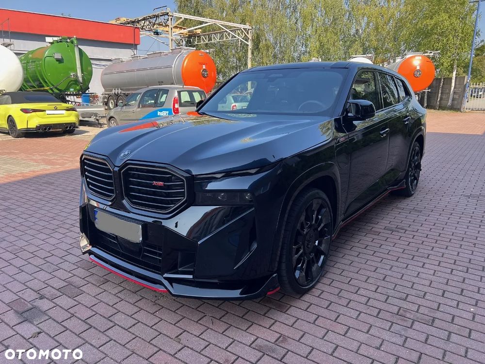 BMW XM - 1