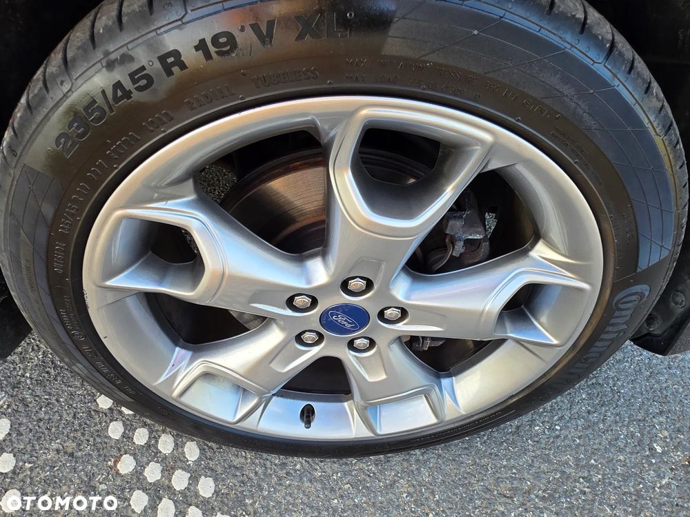 Ford Kuga 2.0 TDCi 4WD Titanium Plus - 18