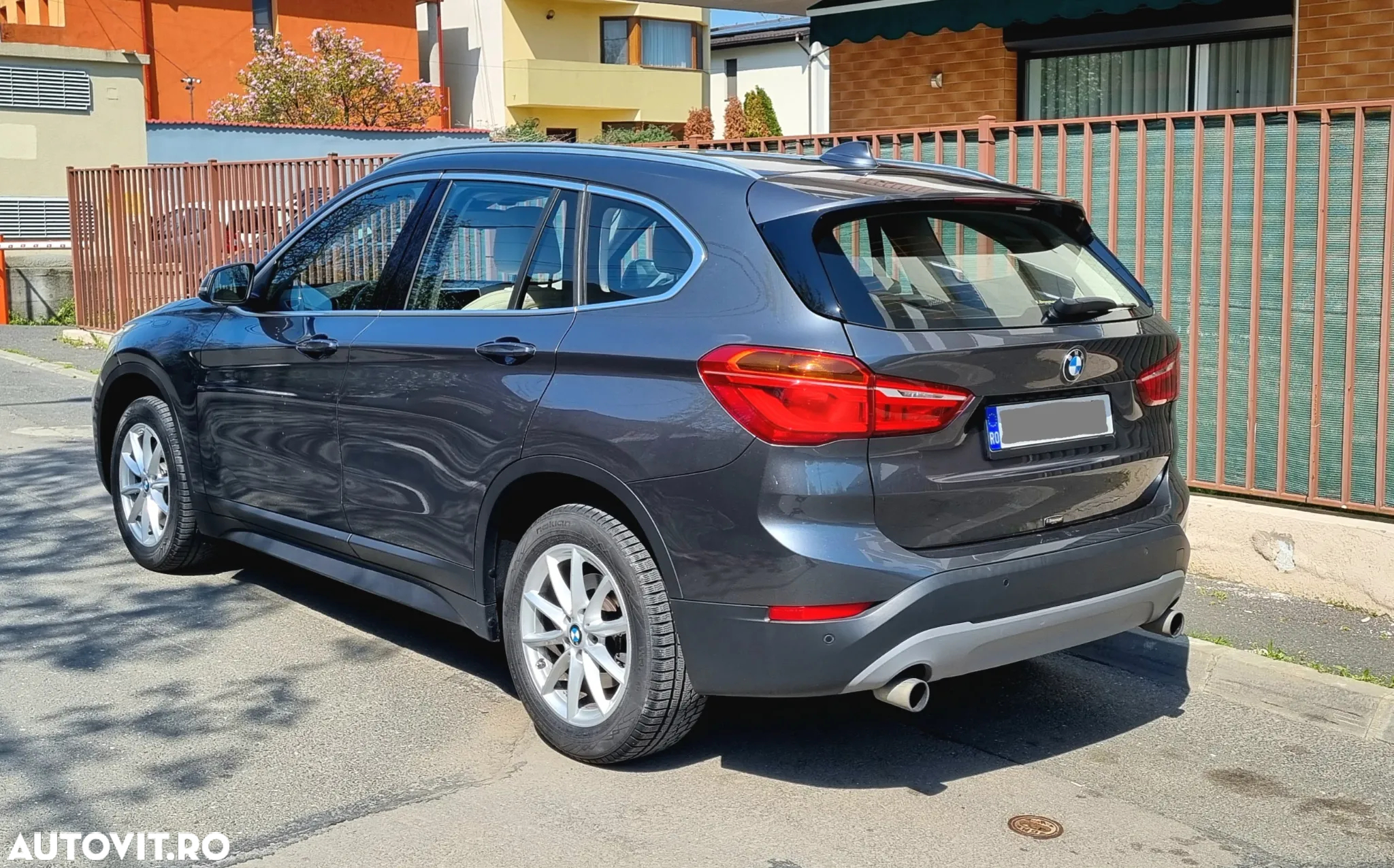 BMW X1 sDrive20i Aut. Advantage - 3