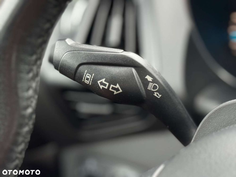 Ford Kuga - 20