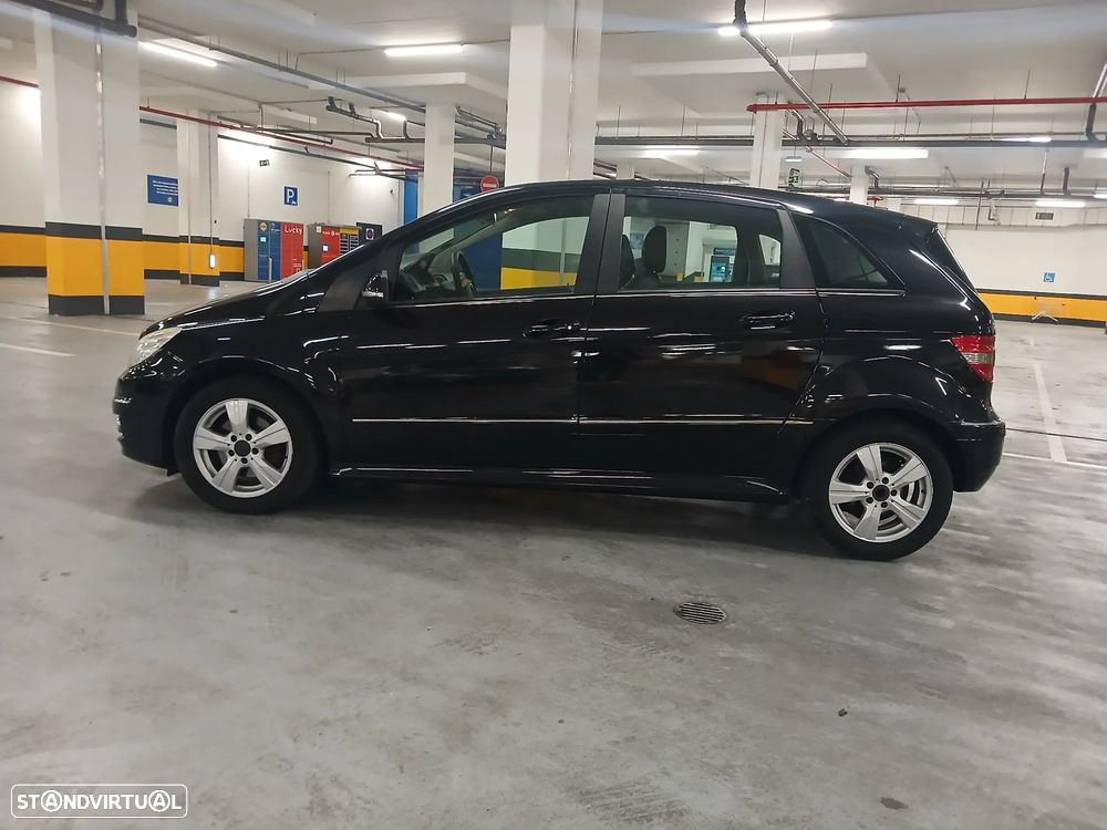 Mercedes-Benz B 180 CDi - 4