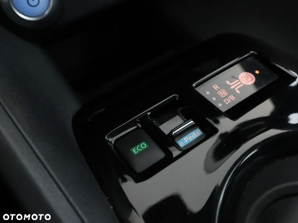 Nissan Leaf 40kWh Acenta - 32