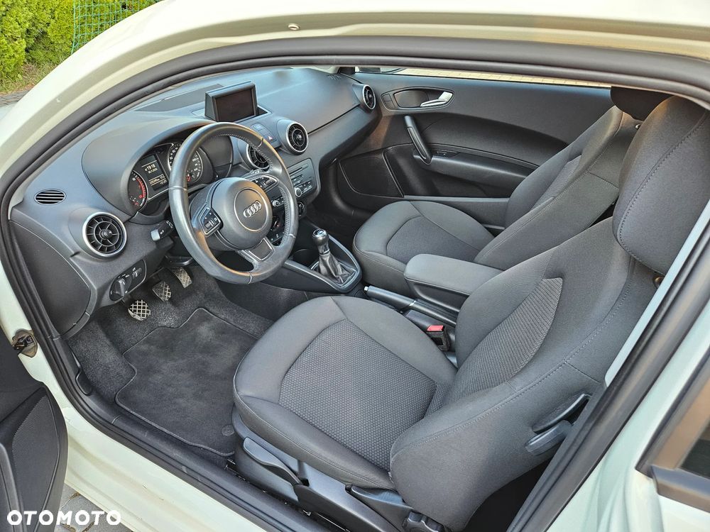 Audi A1 3-drzwiowe 1.4 TFSI S line edition - 9
