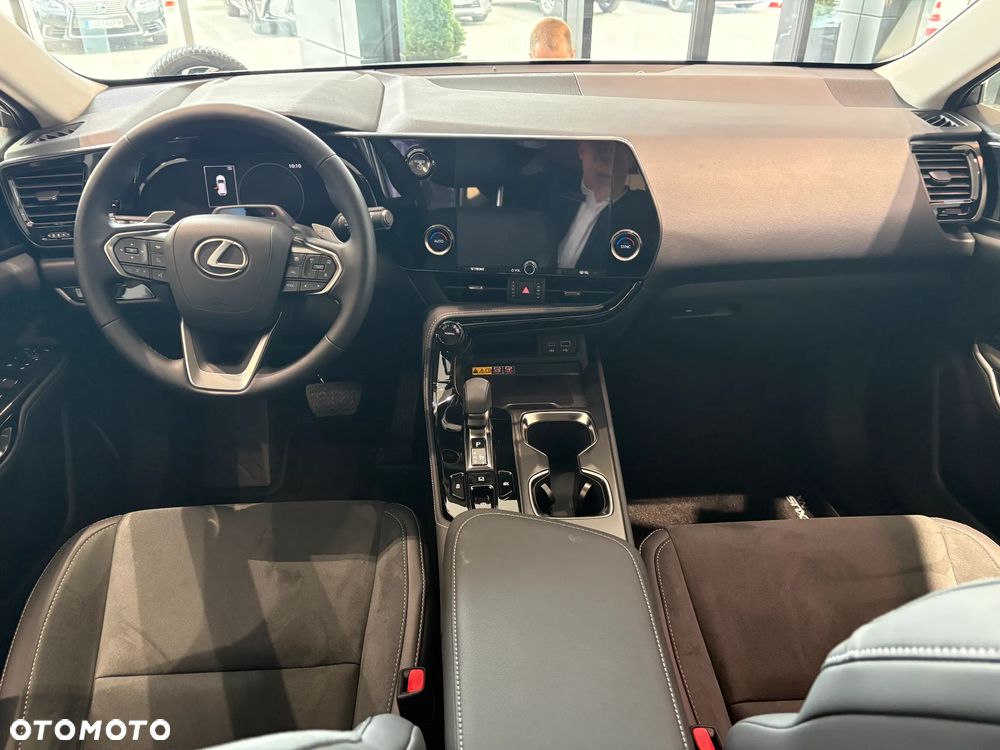 Lexus NX 350h Elegance 2WD - 9