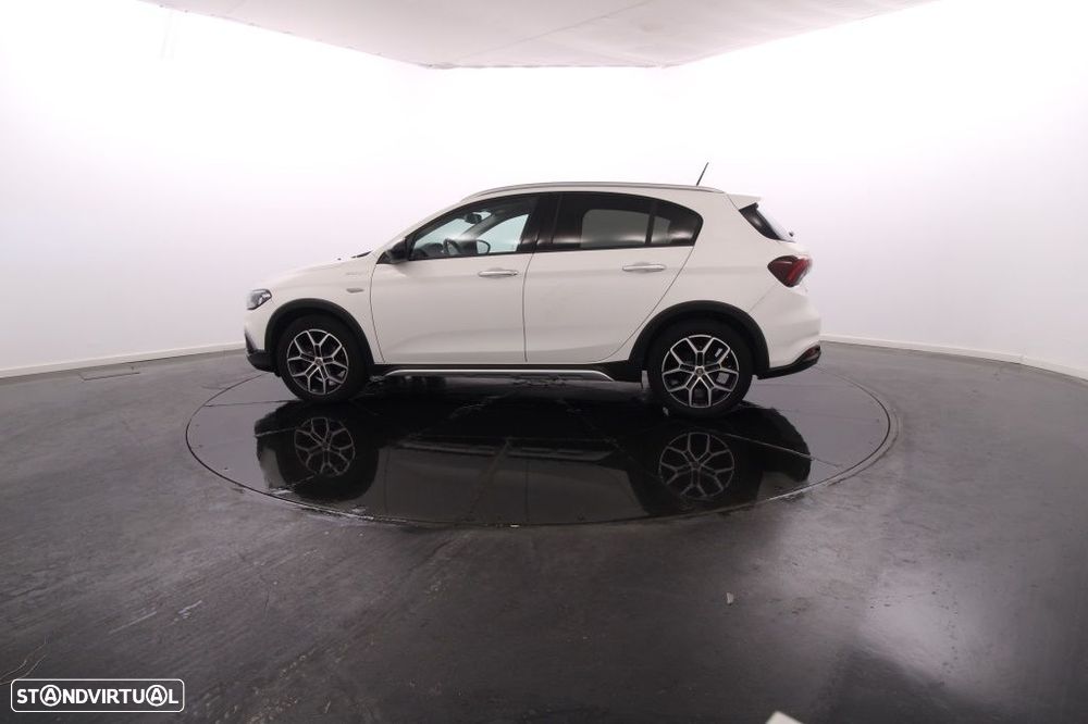 Fiat Tipo Cross 1.0 GSE T3 - 3