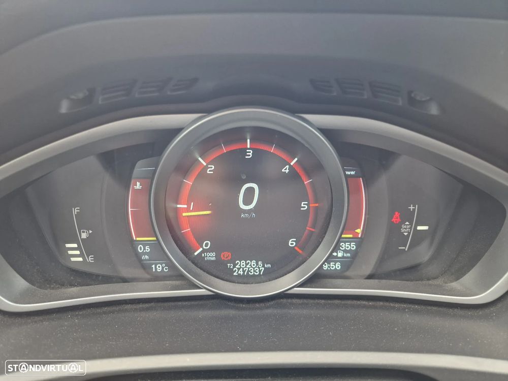 Volvo V40 D4 RDesign - 17