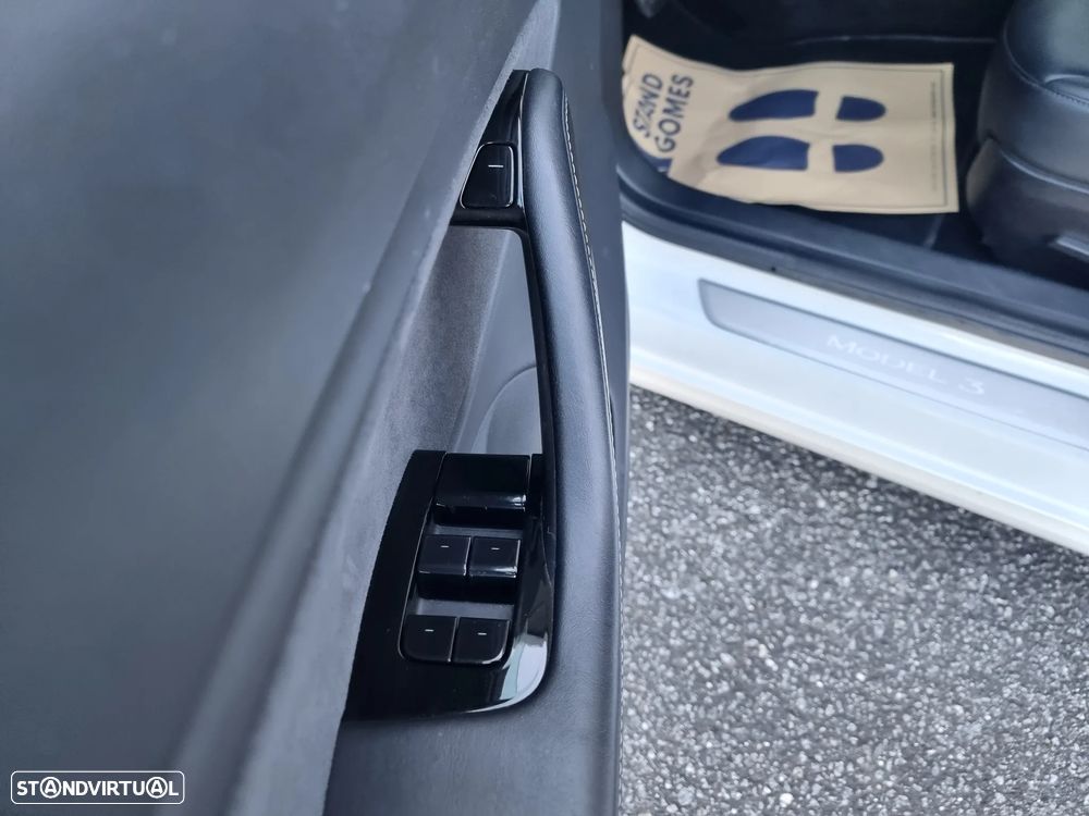 Tesla Model 3 Long-Range Dual Motor AWD - 6