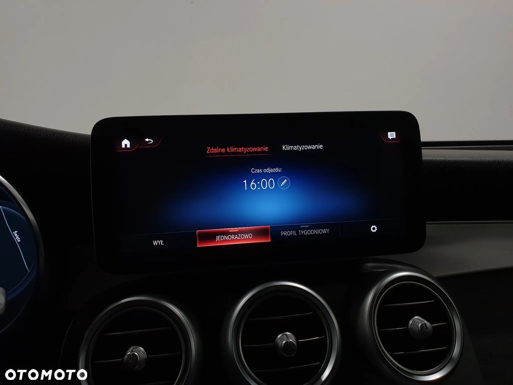 Mercedes-Benz GLC 300 de 4Matic 9G-TRONIC AMG Line Plus - 19