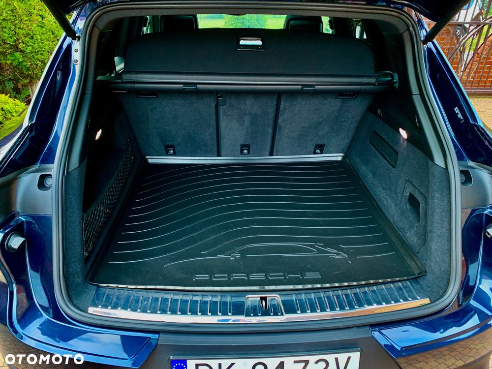 Porsche Cayenne - 24