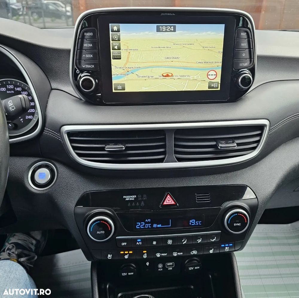 Hyundai Tucson - 25