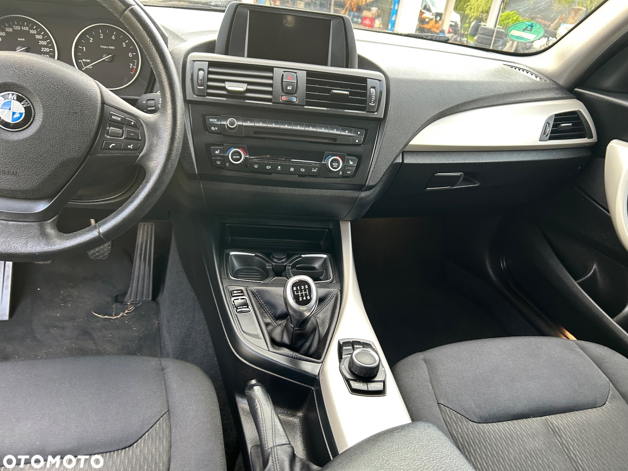 BMW Seria 1 116i - 3