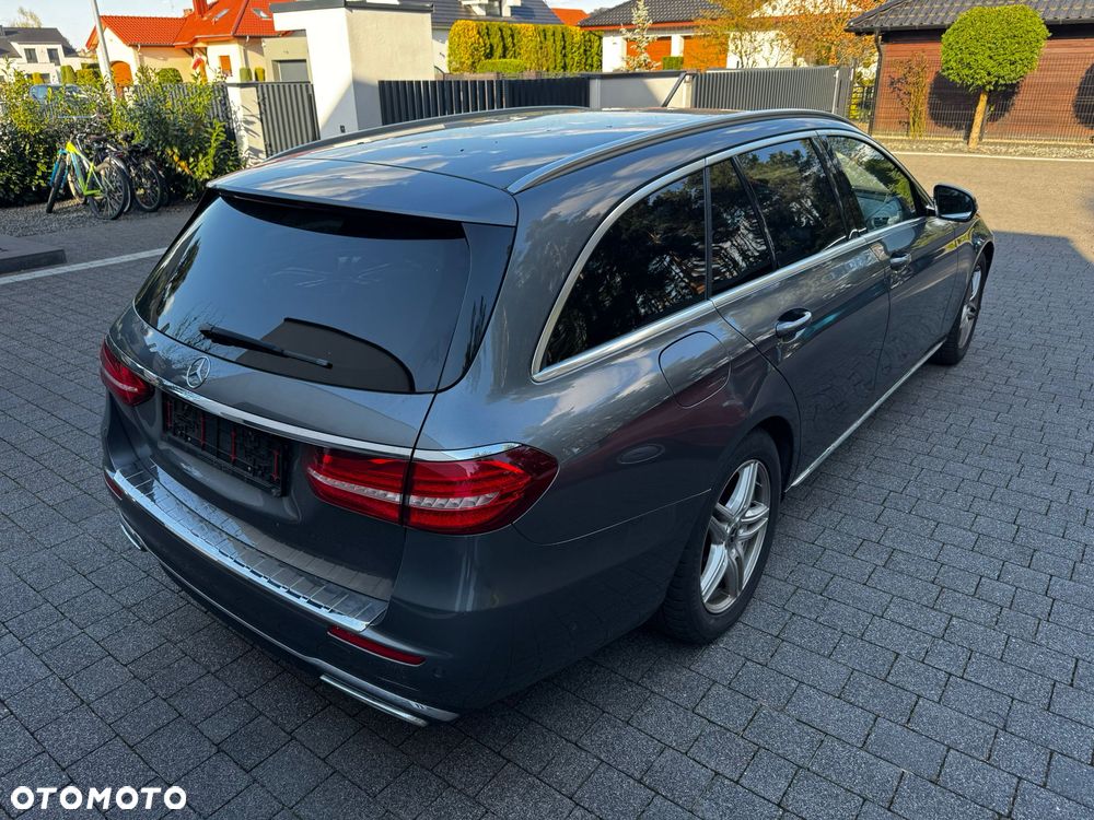 Mercedes-Benz Klasa E 220 d 9G-TRONIC - 9