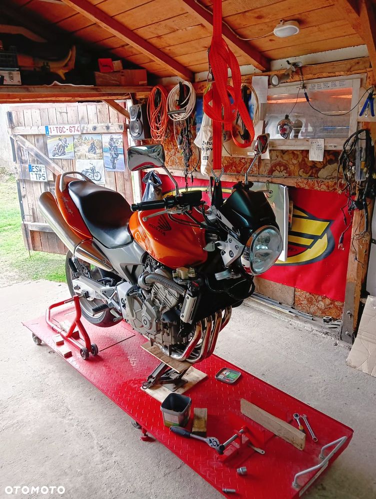 Honda Hornet - 13