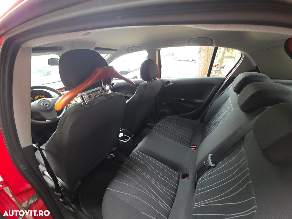 Opel Corsa 1.2i Essentia - 15