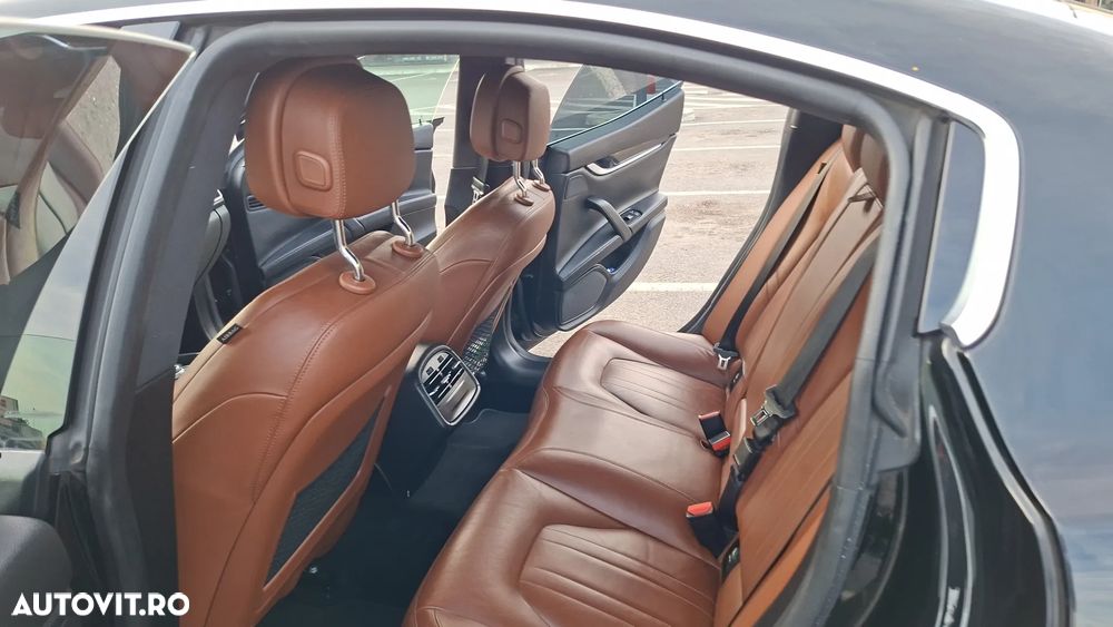Maserati Ghibli - 10