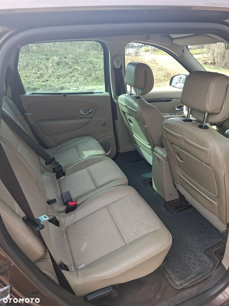 Renault Scenic 1.4 16V TCE Privilege - 20