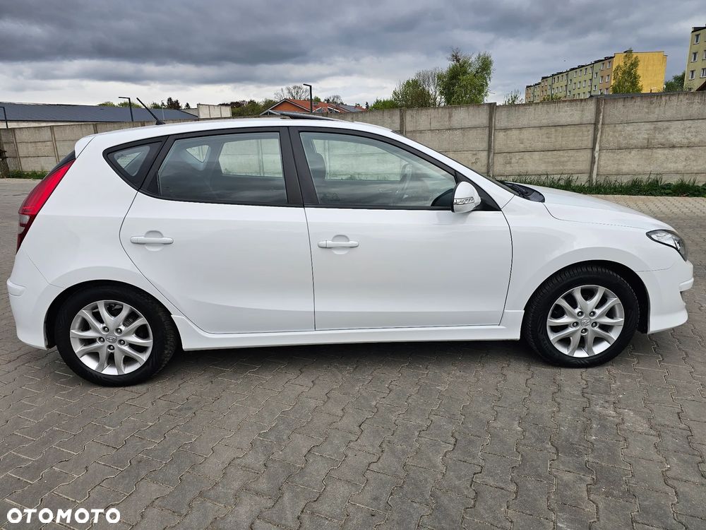 Hyundai i30 1.4 White Edition - 18