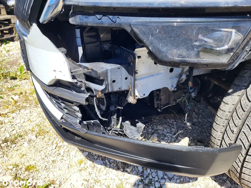 Skoda Karoq 2.0 TDI SCR DSG Ambition - 36