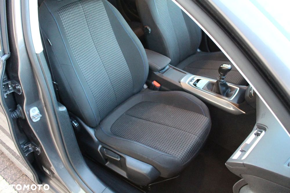 Peugeot 308 - 12