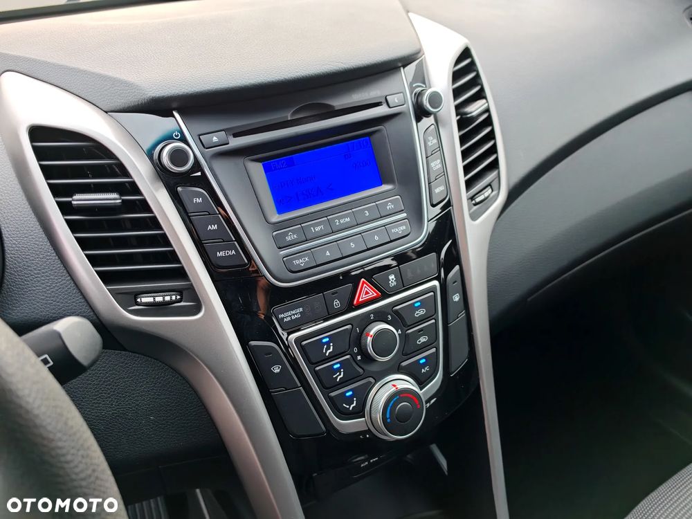 Hyundai i30 1.4 Trend - 31