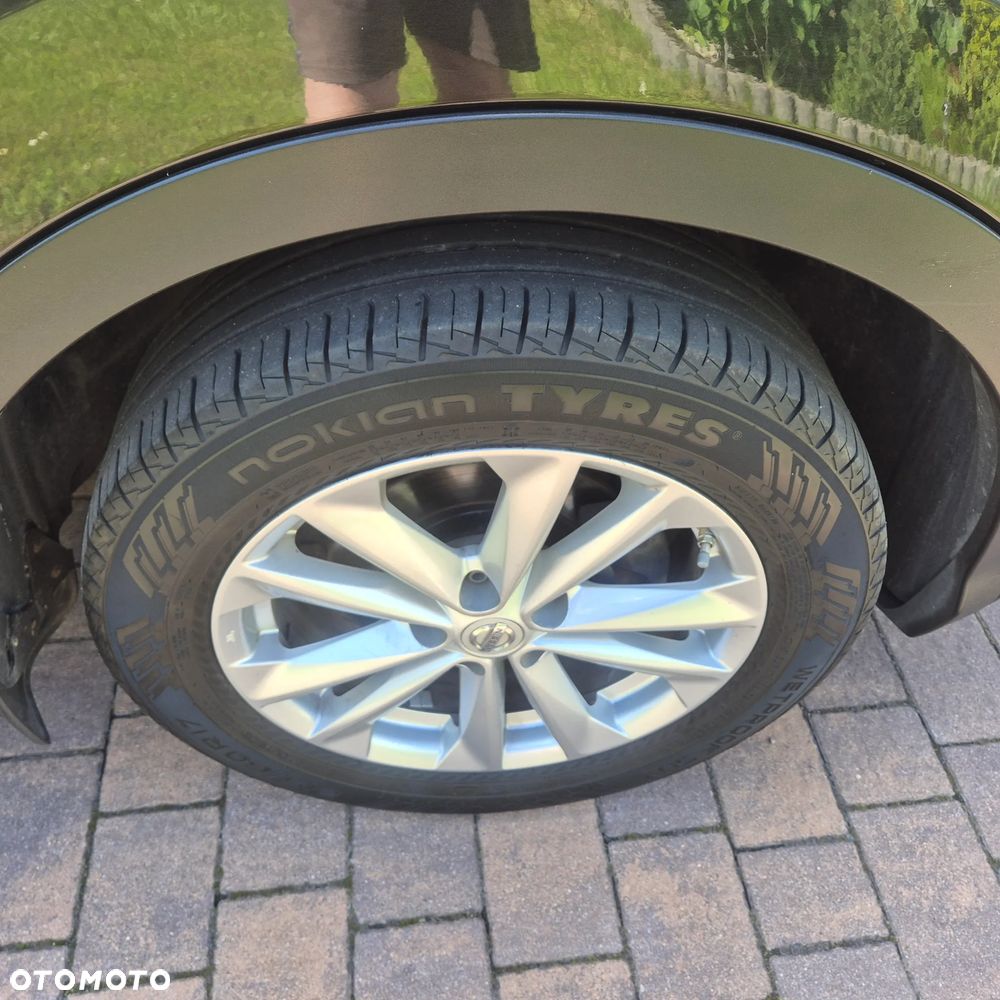 Nissan Qashqai 1.6 dCi 4 x 4 DPF Start/Stop tekna - 11