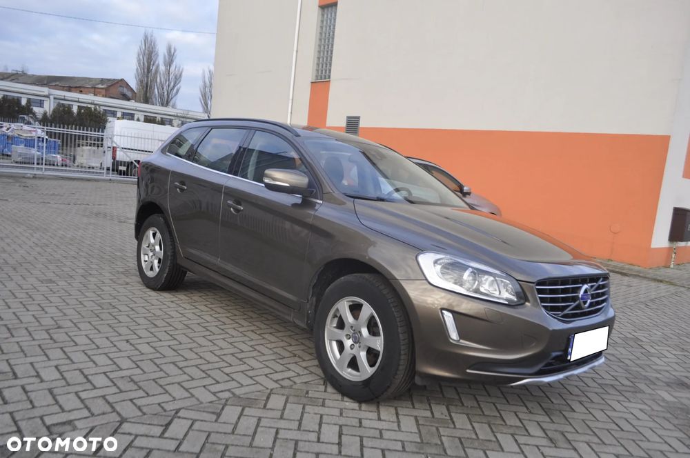 Volvo XC 60 D4 Drive-E R-Design Momentum - 3
