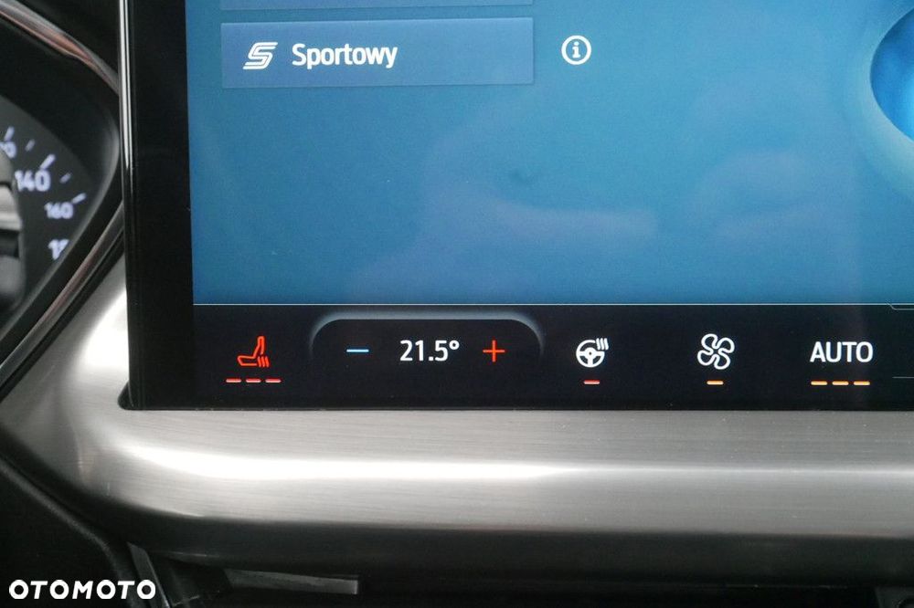 Ford Focus 1.0 EcoBoost Titanium - 23