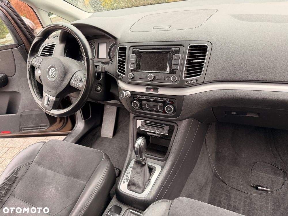 Volkswagen Sharan 2.0 TDI Highline DSG - 12