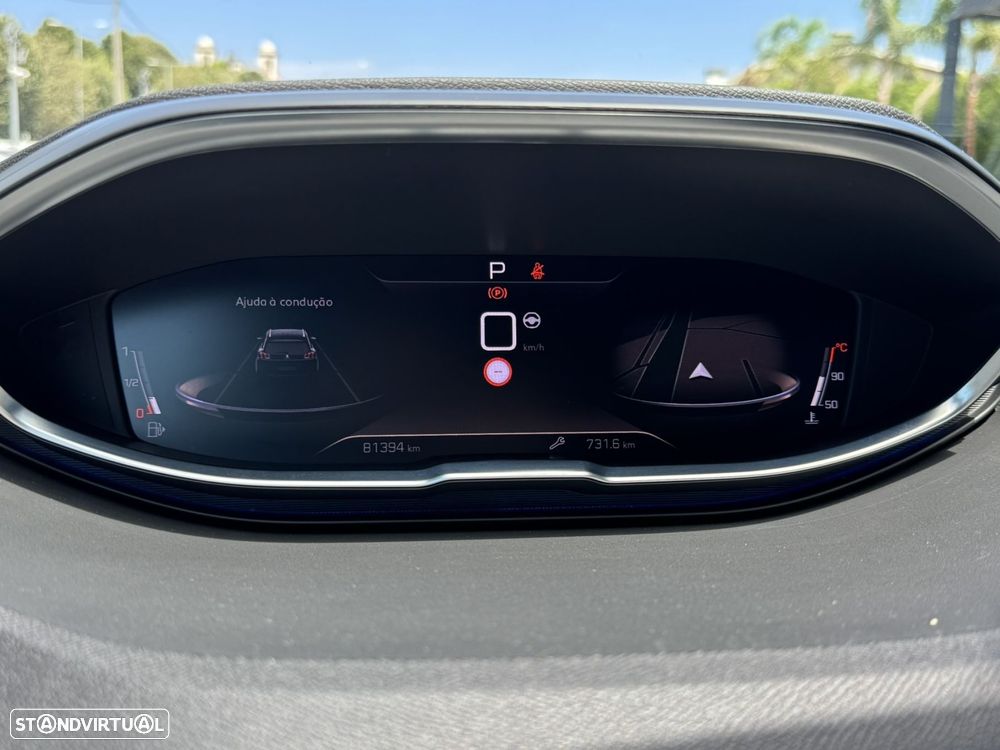 Peugeot 5008 1.5 BlueHDi GT EAT8 - 31