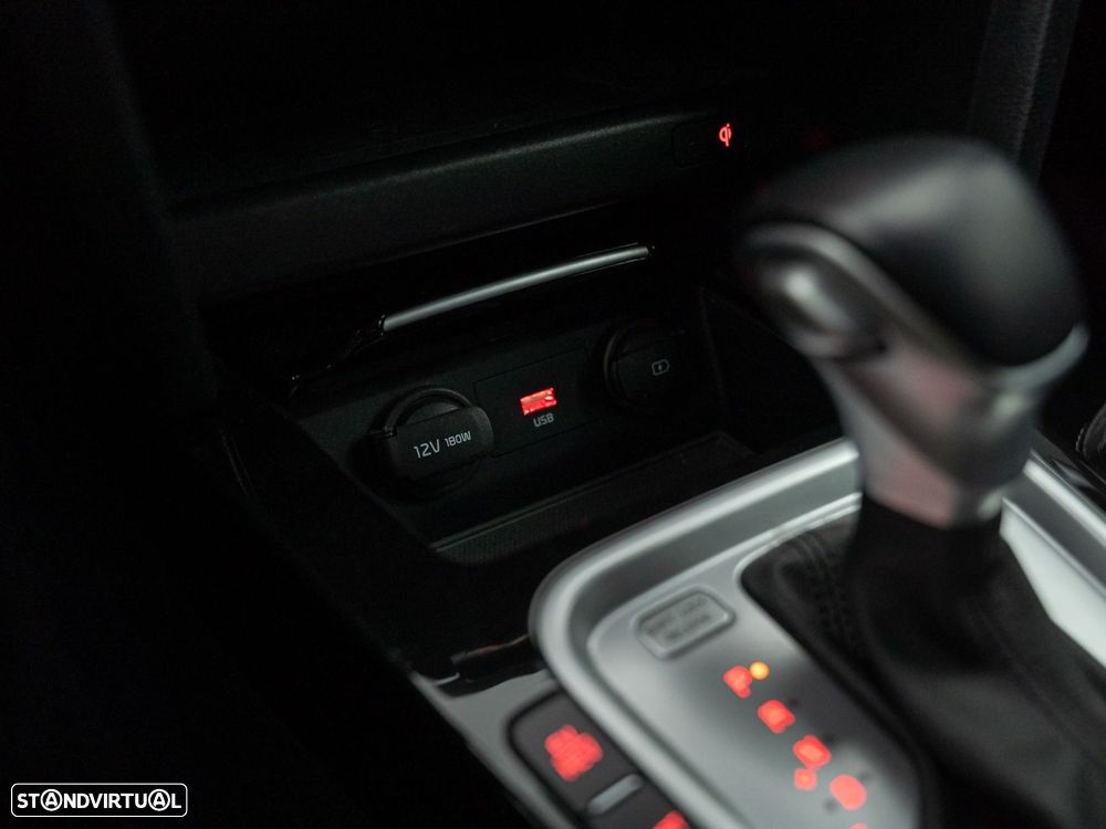 Kia XCeed 1.6 GDi PHEV Tech - 27