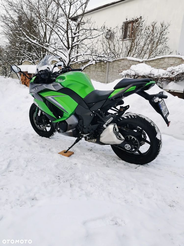 Kawasaki Ninja 1000 SX - 13